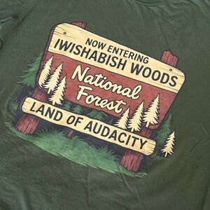 Green Graphic Tee with Forest Print Large